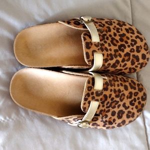 Girl slip on shoes